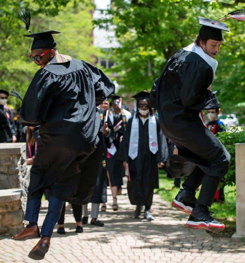 Students Stomp The Seal at Wittenberg University