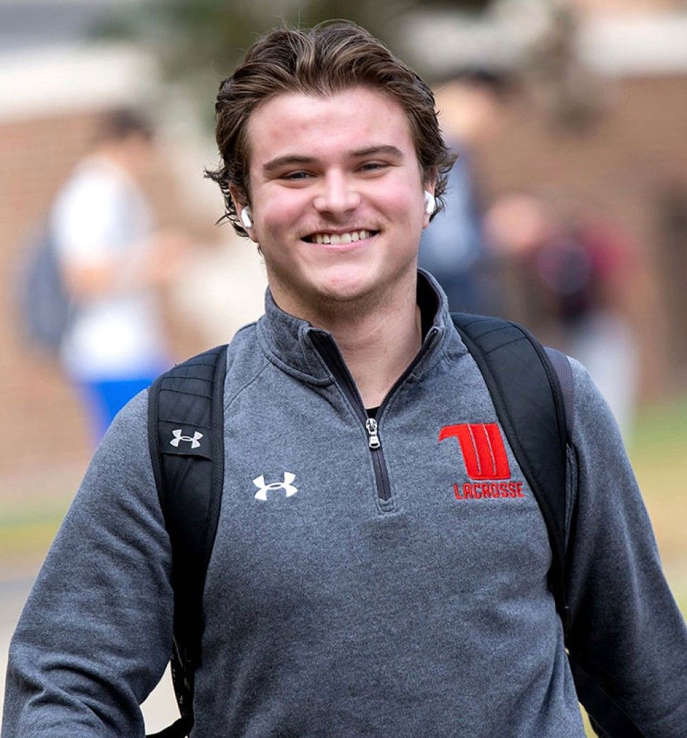 Wittenberg Student On Campus