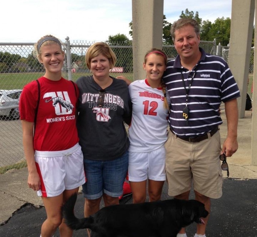 Erika Rich ’15 and Jessica Sinclair ’16