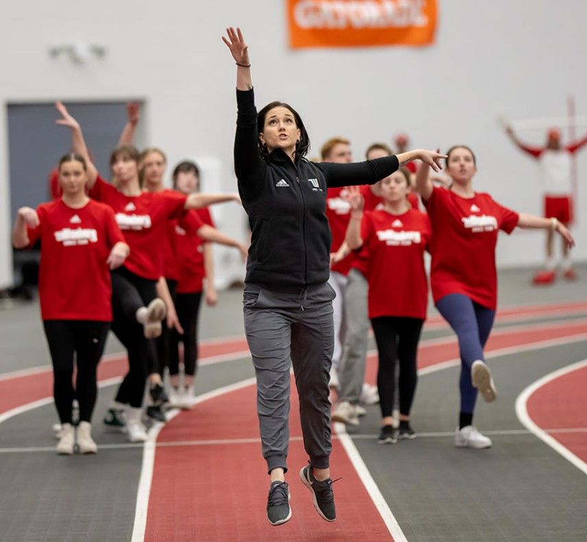 Christeen Stridsberg with Dance Team