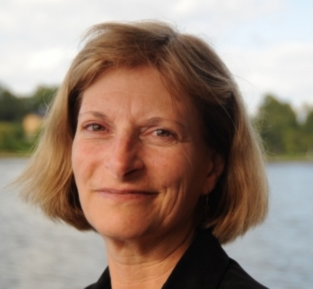 Sandra Postel