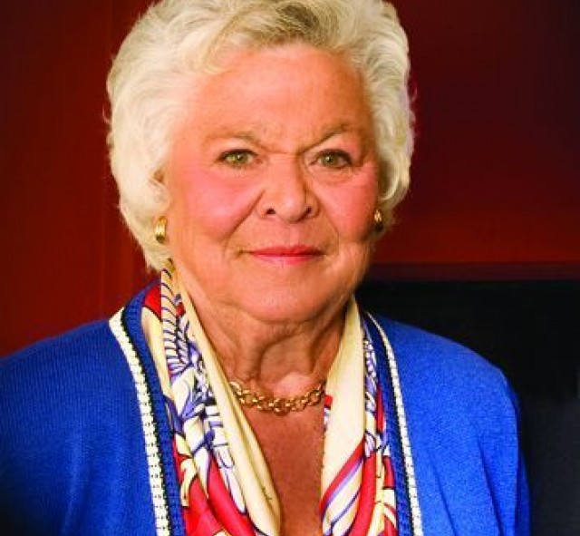 Susan Hirt Hagen '57