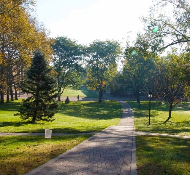 Path to Student Center