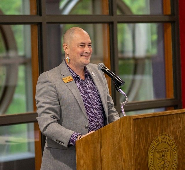 Wittenberg Alumnus Chad Minnick