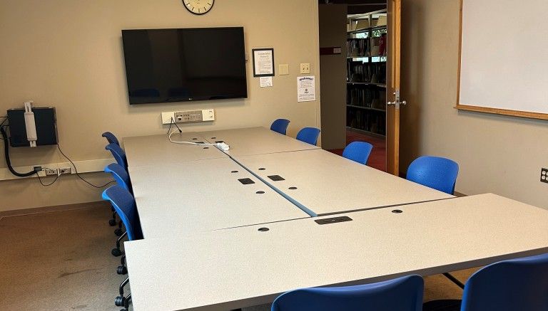 Study Room with collaboration station