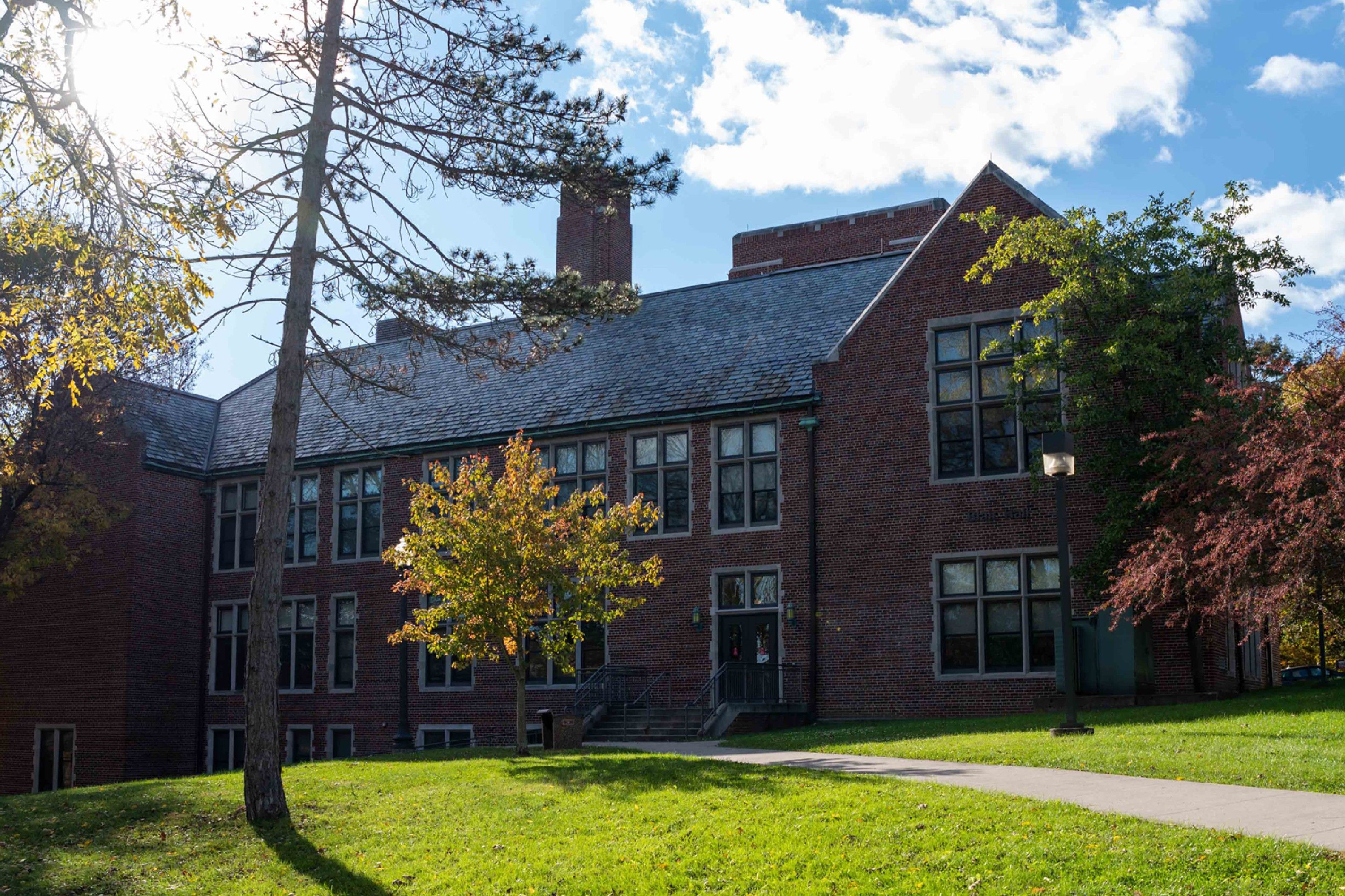 Federal Funding Benefits Tutoring Programs Wittenberg University