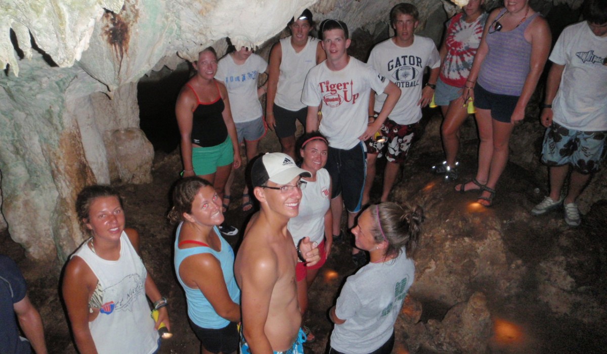 cave bahamas 2010