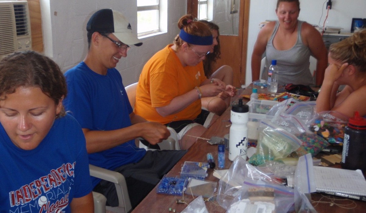 bracelet making bahamas 2010