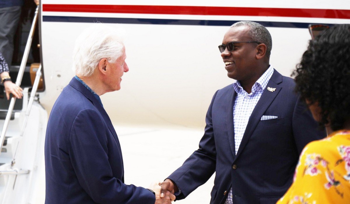 Albert Bryan with Bill Clinton