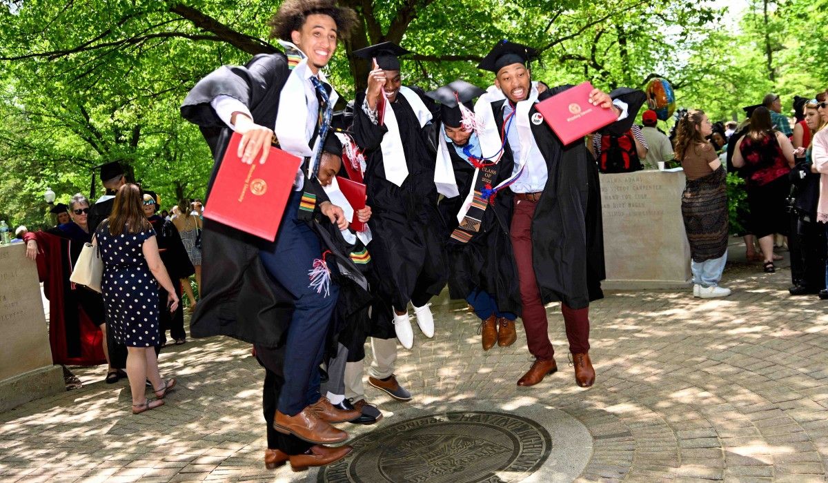Congrats, Graduates!