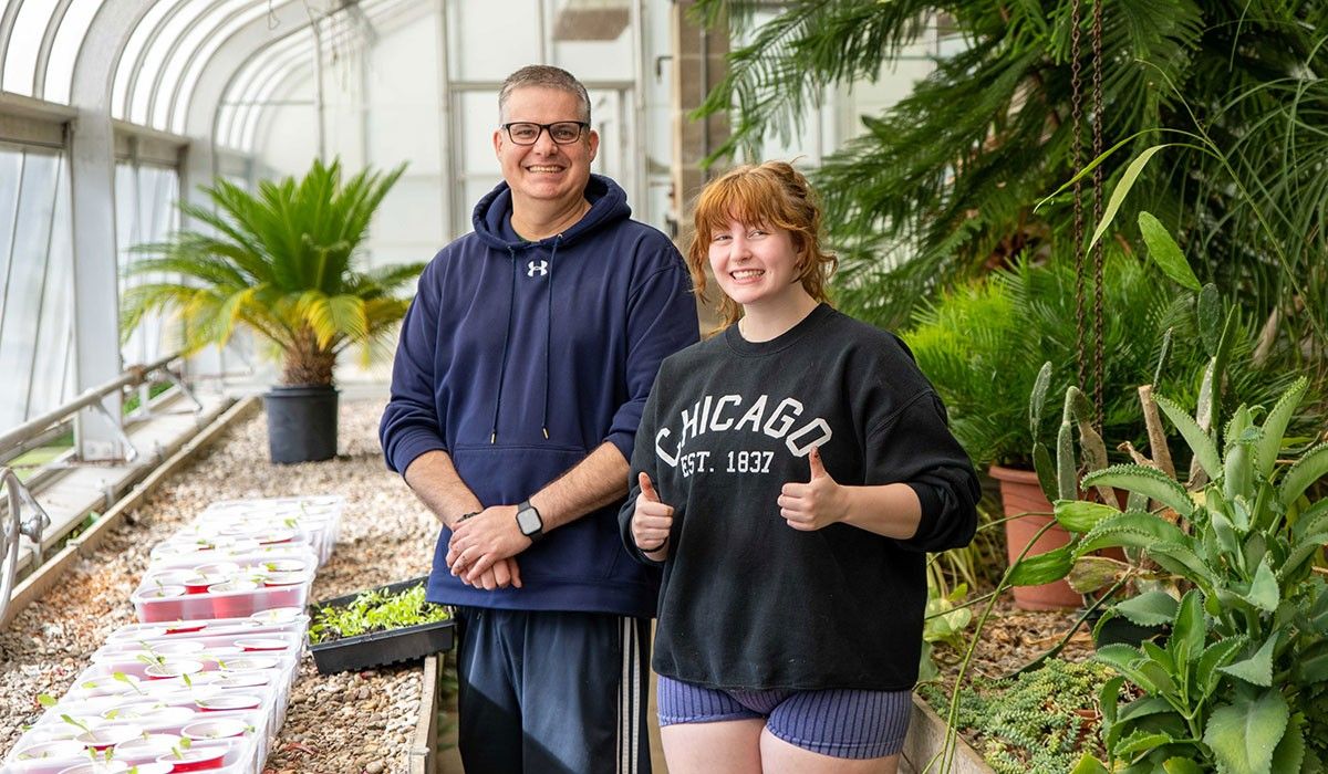 Professor Collier and Sarah Fitterer Biology Research