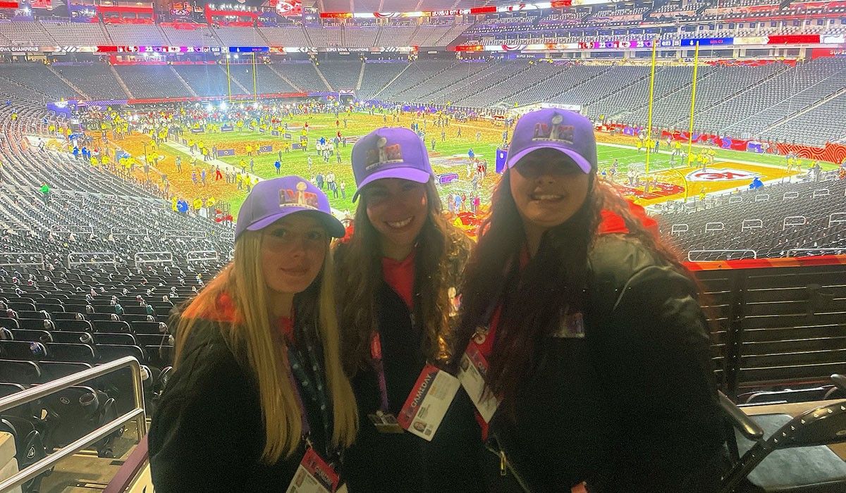 Wittenberg Students at the Super Bowl