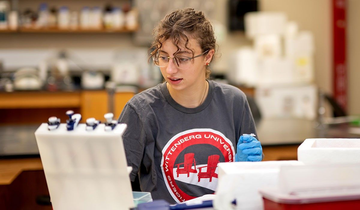 Hannah Marcin ‘24 and Professor Michelle McWhorter