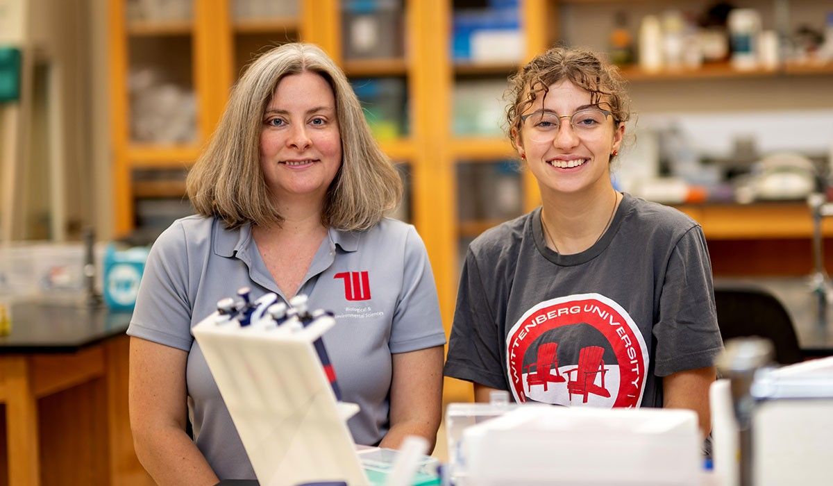 Hannah Marcin ‘24 and Professor Michelle McWhorter