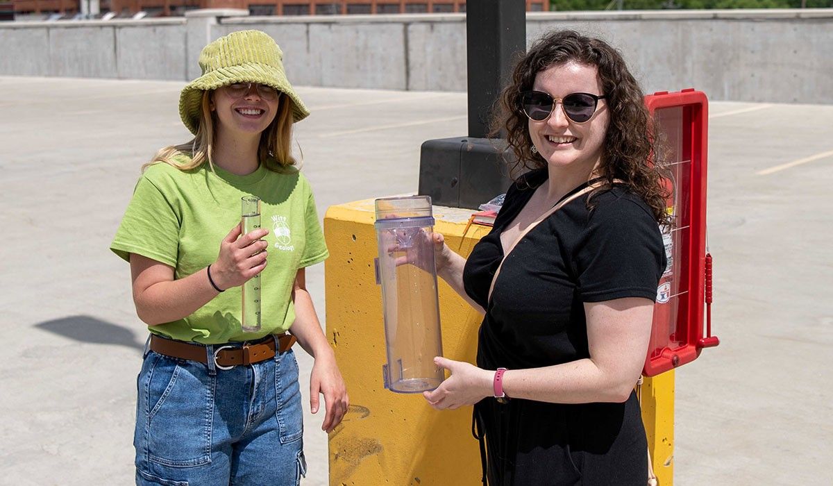 Deza Frega and Assistant Professor of Environmental Science Stacy Porter