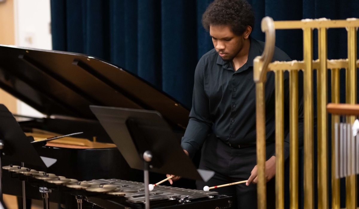 Avery Livingston ’25
