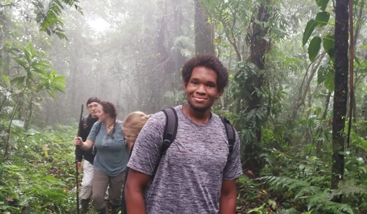 Avery Livingston ’25