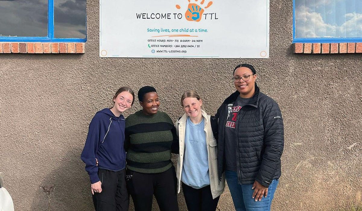 Wittenberg Students in Lesotho