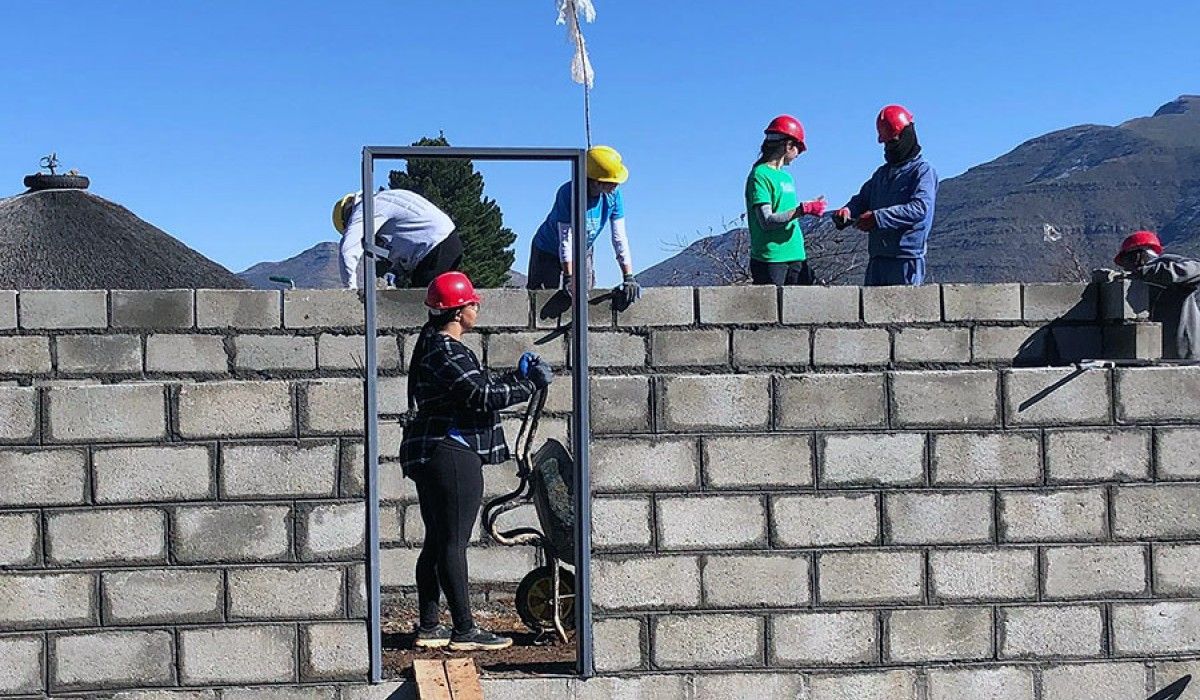 Wittenberg Students in Lesotho