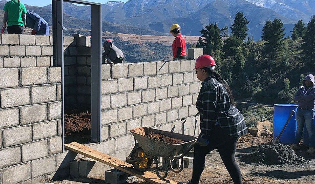 Wittenberg Students in Lesotho