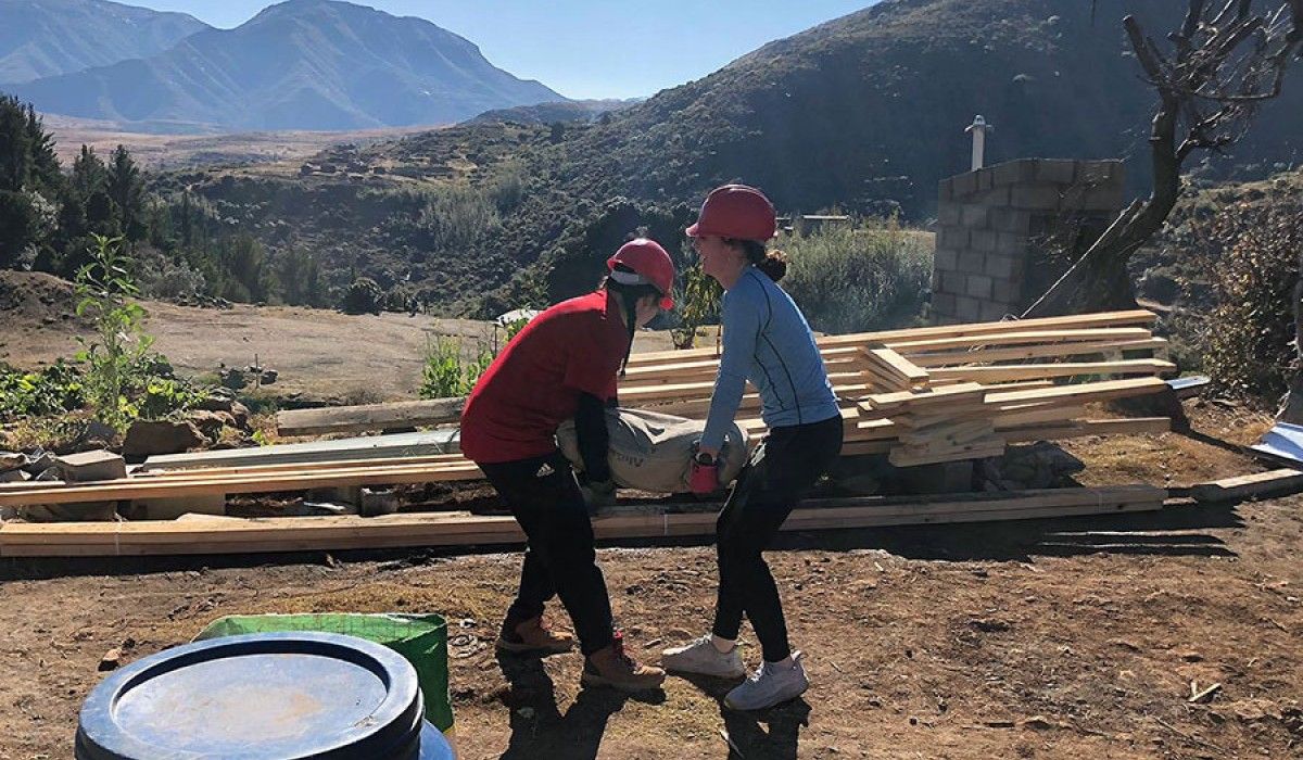 Wittenberg Students in Lesotho