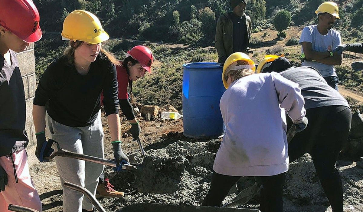 Wittenberg Students in Lesotho