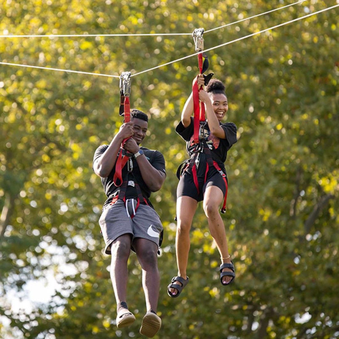 Wittenberg Students Ziplining