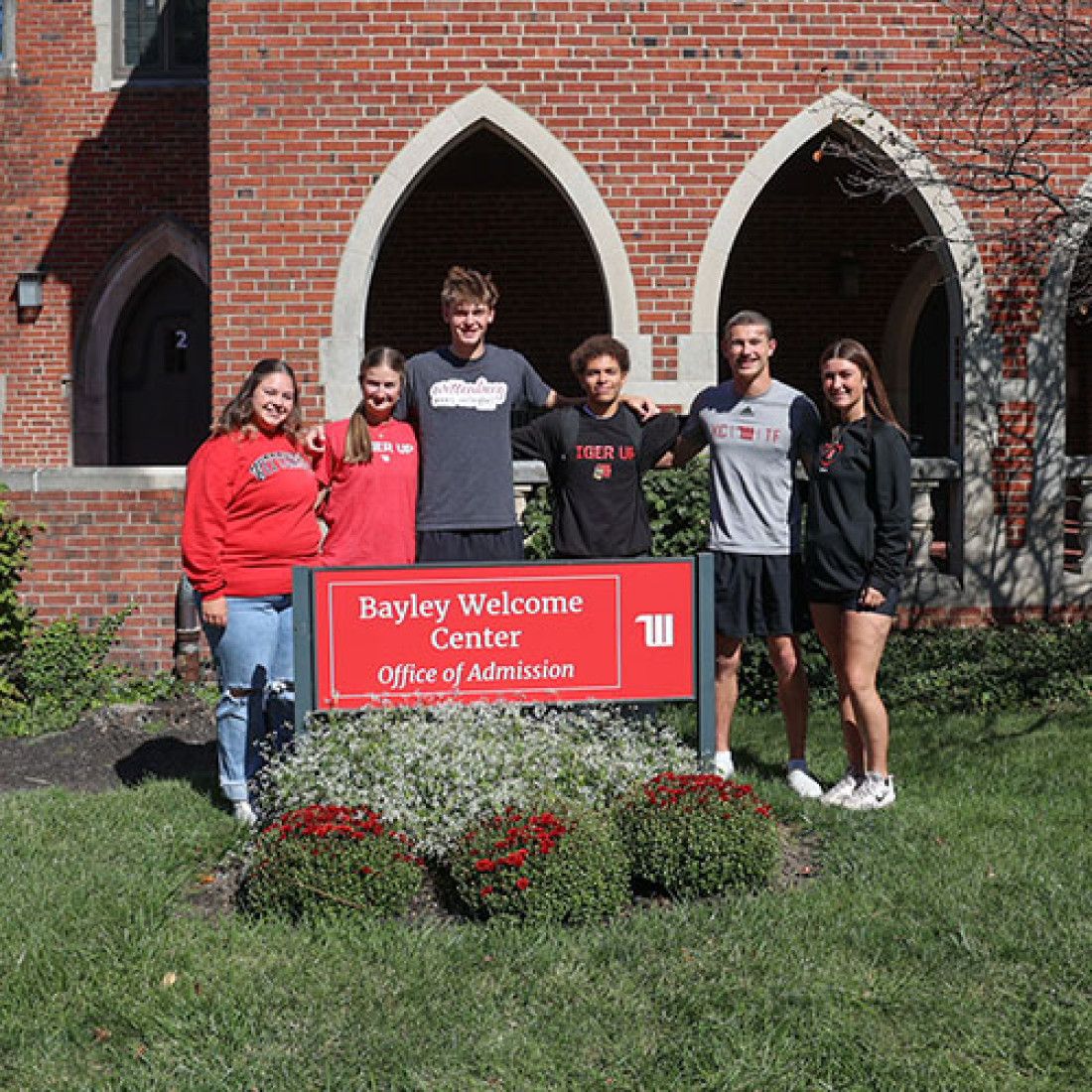 Wittenberg Students Bayley Welcome Center